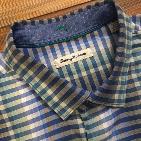 Tommy Bahama 2XL - Picture 3 of 6